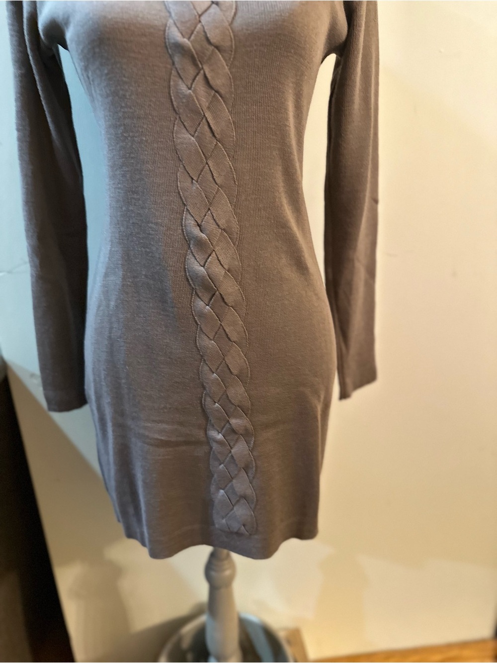 Long-Sleeve Taupe Knit Dress with Braided Front - Picture 4 of 12